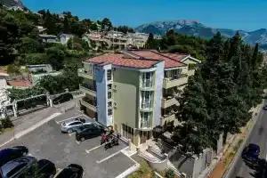 Villa Antivari, Bar