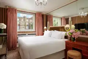 The Montague On The Gardens, London