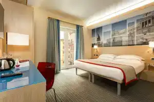 iQ Hotel Roma, Rome