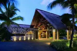 Paradis Beachcomber Golf Resort & Spa, Le Morne