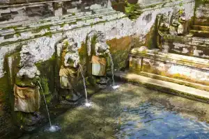 Ayu Duwur Beji, Ubud