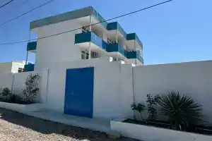 Pars Fortuny Guest house, Myndalne