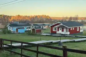 Forrest Lodge Karelia, Reuskula