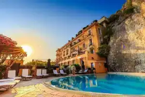 Hôtel la Pérouse Nice Baie des Anges, Nice