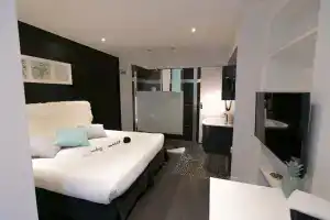 Bobo'S Hôtel, Paris