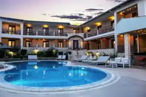 Stamos Hotel, Afitos
