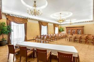 Mercure Szekesfehervar Magyar Kiraly Hotel, Szekesfehervar