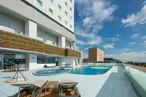APA Hotel and Resort Yokohama Bay Tower, Yokohama