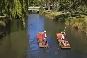 Hotel Give, Christchurch