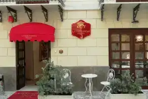 La Serenissima Hotel, Palermo