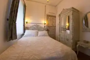 Macaron Konagi, Ayvalik