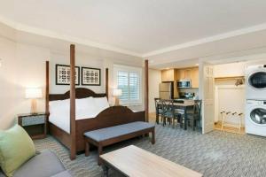 Carlisle Inn, Sarasota