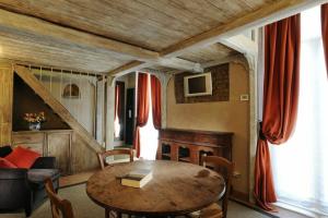 Residenza San Calisto, Rome