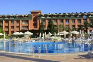 Aqi Pegasos Club, Avsallar