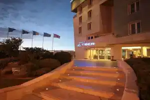 Hotel Tiber Rooftop & Wellness, Fiumicino