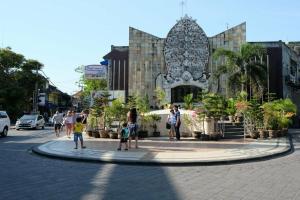 Palm Garden Kuta Hotel, Kuta