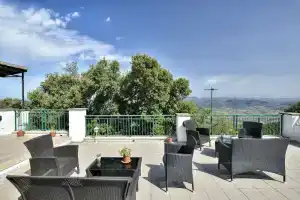 Enis Monte Maccione, Oliena
