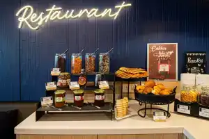 Holiday Inn Express Paris-Canal de la Villette by IHG, Paris