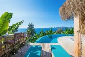 Seaview Faralya, Faralya