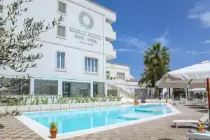 Bianco Riccio Suite Hotel, Savelletri