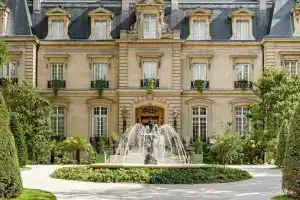 Saint James Paris, Paris