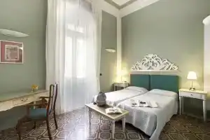 Palazzo Lombardo, Florence