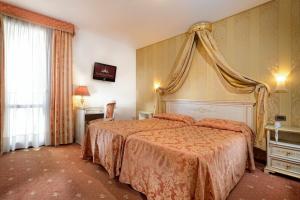 Hotel Ambassador Tre Rose, Venice