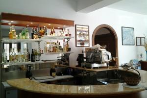 Hotel History, Valderice