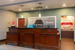 Suburban Studios Fort Myers Cape Coral, Fort Myers