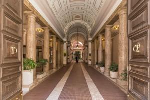 Everest Inn Rome, Rome