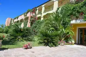 Hotel Baja Romantica, Bosa