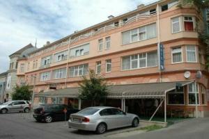 Hotel Central, Pecs