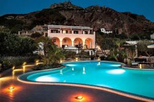 Tenuta Del Poggio Antico, Ischia Town