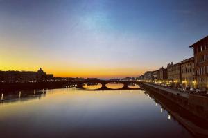 B & Beatrice, Florence