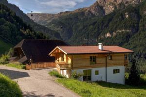 Ratzeshof, Kastelruth
