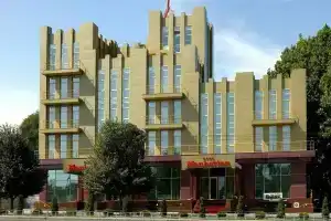 Manhattan Hotel, Chisinau