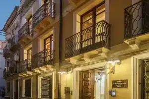 Le Meraviglie di Alice Hotel, Cagliari