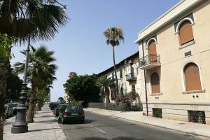 Guest House Via Marina B&B, Reggio Calabria