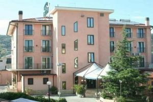 Hotel Leon - Ristorante Al Cavallino Rosso, San Giovanni Rotondo