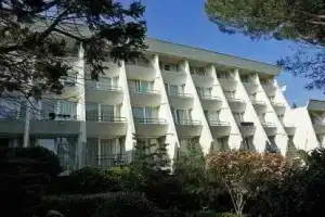 Guest House Neho, Cerzo