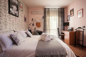 Hotel Cine Holiday, Naples