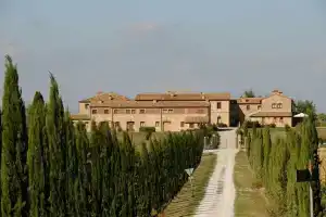 Borgo Beccanella, Asciano