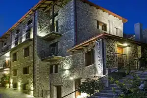 Xenonas Iresioni, Arachova