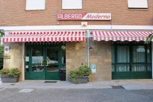 Albergo Moderno, Modena