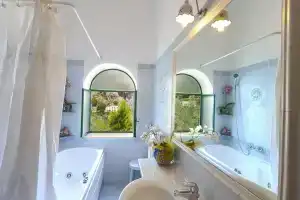 Hotel La Perla, Praiano