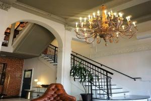 H by H Hospitality, Los Angeles