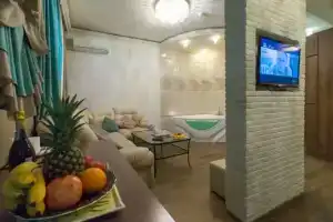 London Hotel, Moscow