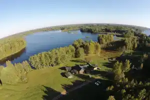 Dom s vidom na ozero"Zakoldyr'E ranch and grill" Cottage, Peno