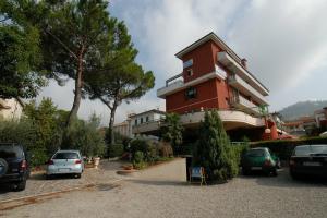 La Querceta, Montecatini-Terme