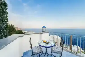 La Divina Amalfi Coast, Praiano